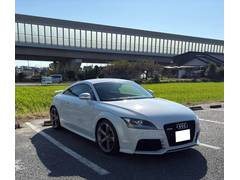 アウディTT RSクーペ